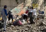 Brigada para limpiar playas