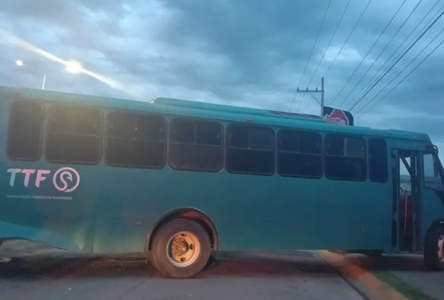 Accidente bulevar Riviera Nayarit