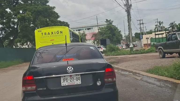 Tráfico en Vallarta por manifestación