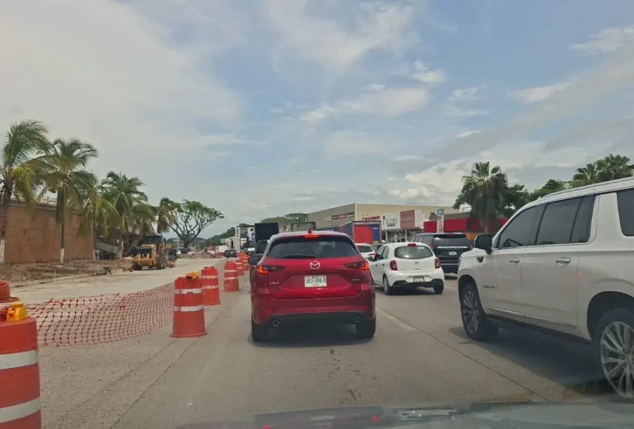 Tráfico en Vallarta por manifestación