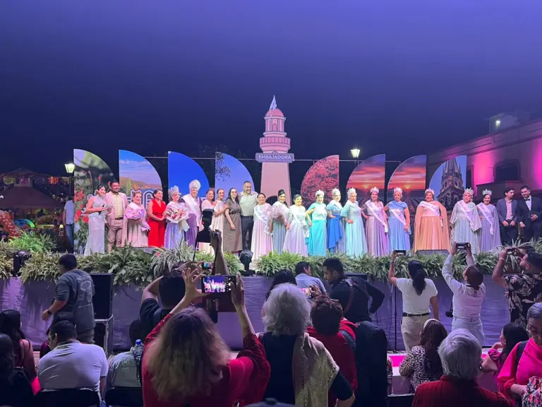 Embajadora de Adultos Mayores en El Tuito