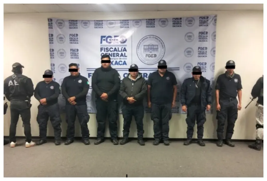 Detienen a siete policías municipales por asesinato de un niño en Oaxaca