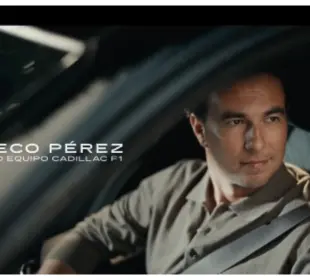 Checo Pérez protagoniza su primer comercial con Cadillac