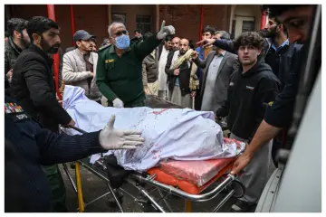 Atentado suicida en mezquita de Islamabad deja 31 muertos y 169 heridos