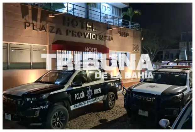 Extorsión virtual moviliza a policías en Ixtapa, Puerto Vallarta; empleados y dueña de hotel son engañados
