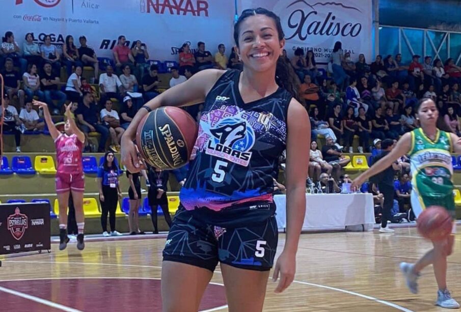 Basquetbolista sudcaliforniana Fernanda Fausto.