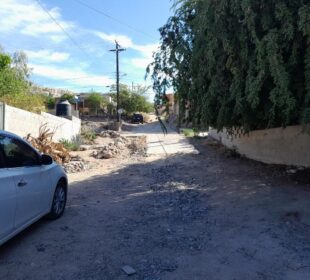 Calle Cuatro, entre Tamaulipas y Arroyo, en la colonia Ciudad del Cielo sin pavimentar.