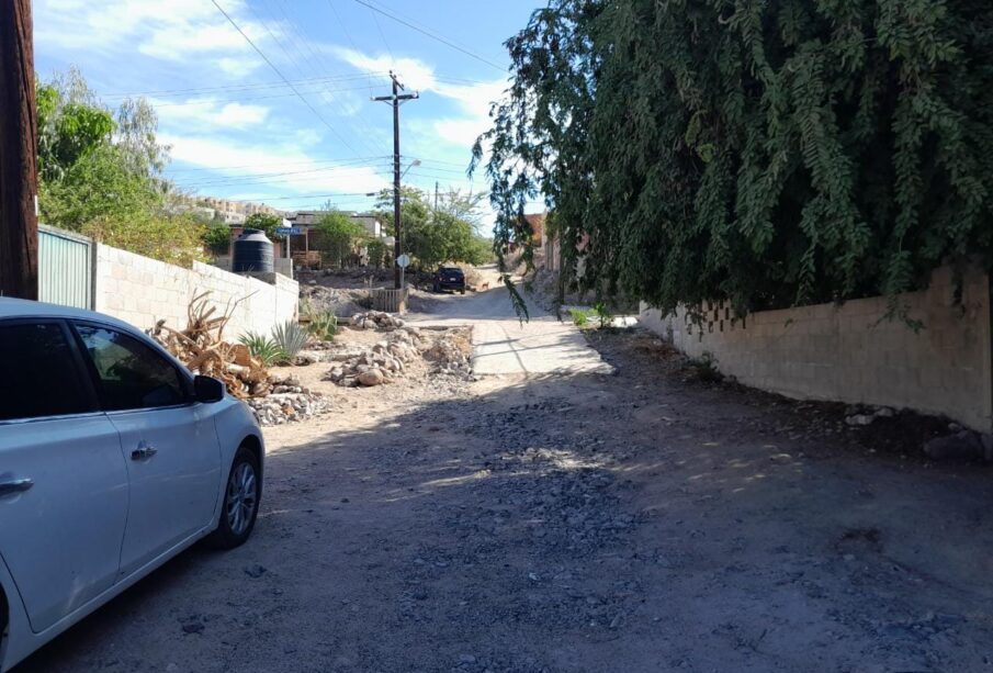 Calle Cuatro, entre Tamaulipas y Arroyo, en la colonia Ciudad del Cielo sin pavimentar.