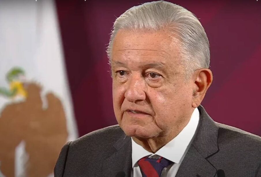 Close up AMLO