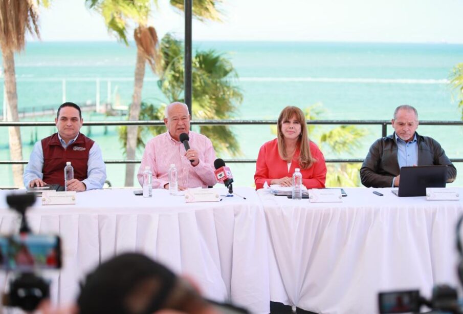 Conferencia de prensa del Gobierno de BCS y la SETUE.