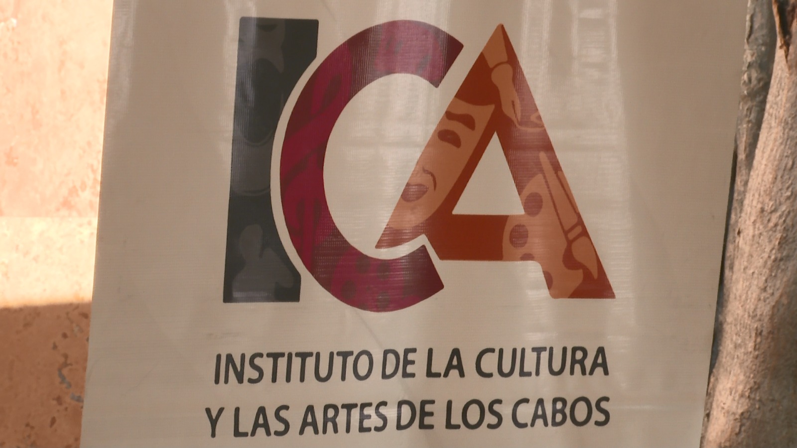 Letrero de Instituto de la Cultura y las Artes (ICA) de Los Cabos.