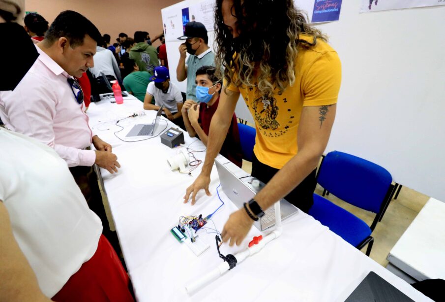 Primer Hackathon Ingenio Costero de la UABCS.