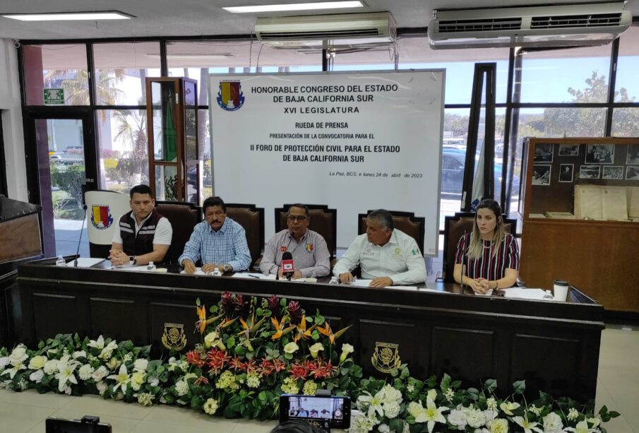 Ruda de prensa del Foro de Protección Civil en el Congreso de BCS.