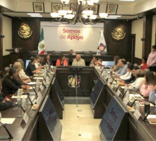 Reunión del Gobernador de BCS con su gabinete