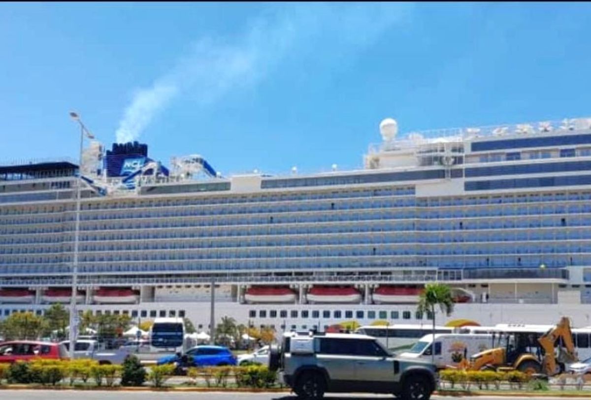 Cruceros contaminan el aire