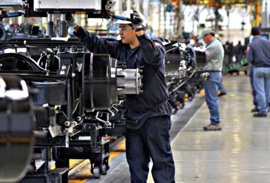 Buscan reducir jornada laboral en México