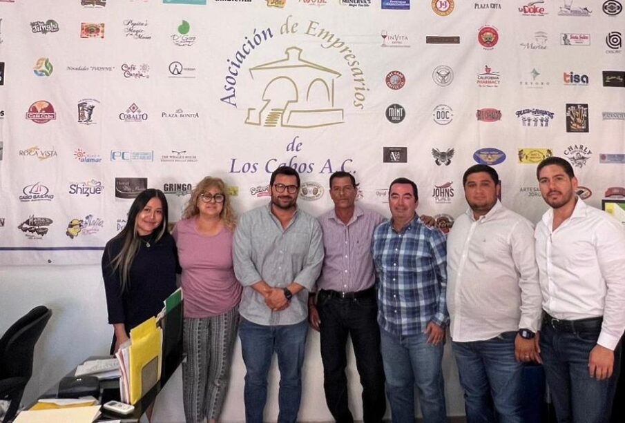 Empresarios de Los Cabos reunidos