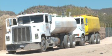 Tráiler estacionado