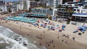 Turistas abarrotaron Puerto Vallarta en Semana Santa