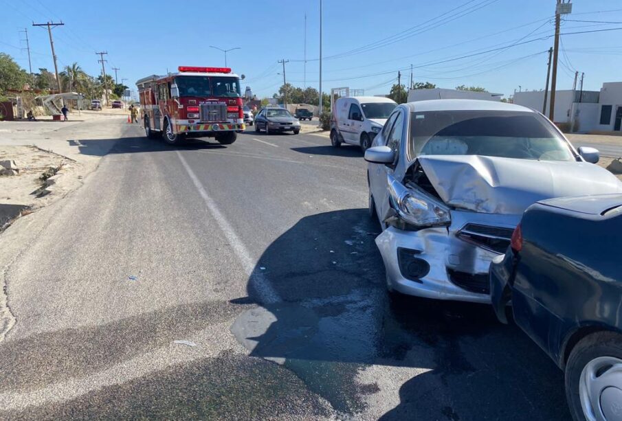 Accidente automovilístico en la carretera