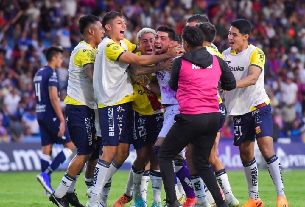 Increíble gol de portería a portería da pase a Morelia a la final de la Liga  de Expansión