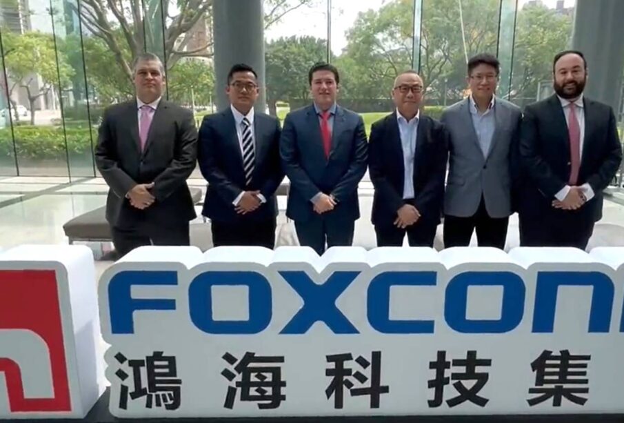 Samuel García en Foxconn