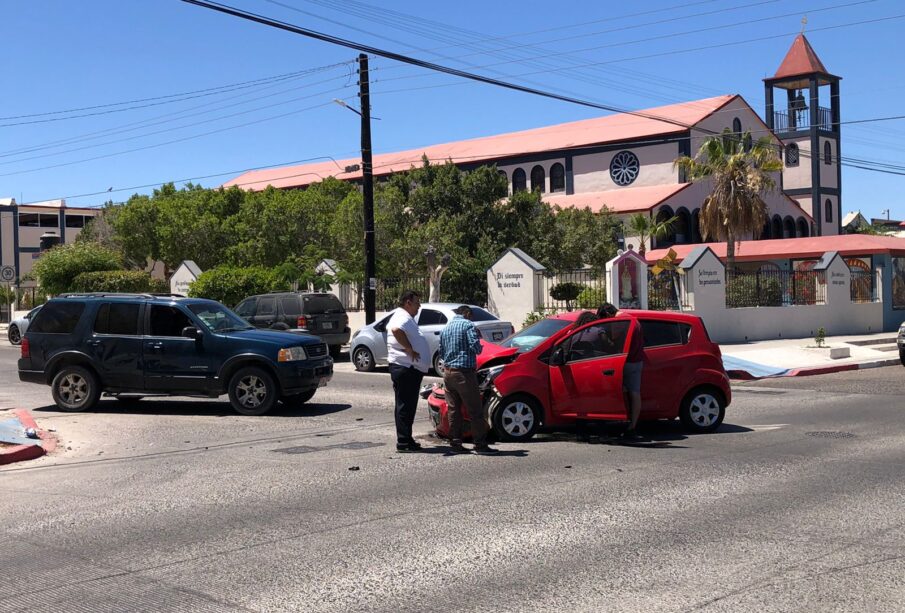 accidente vehicular en padre kino