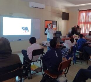 Dan capacitación a alumnos contra el acoso escolar