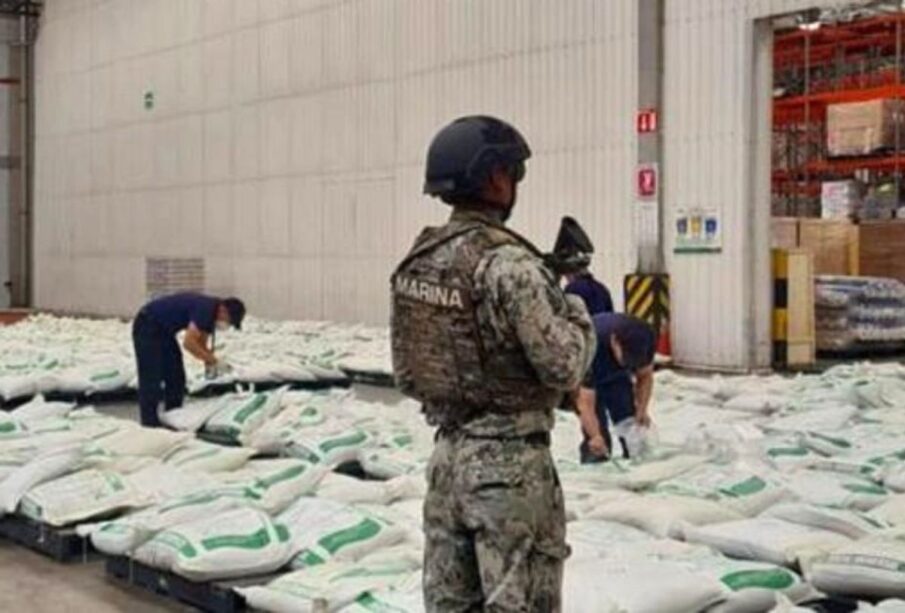 Elementos de la Armada de México decomisan cocaína