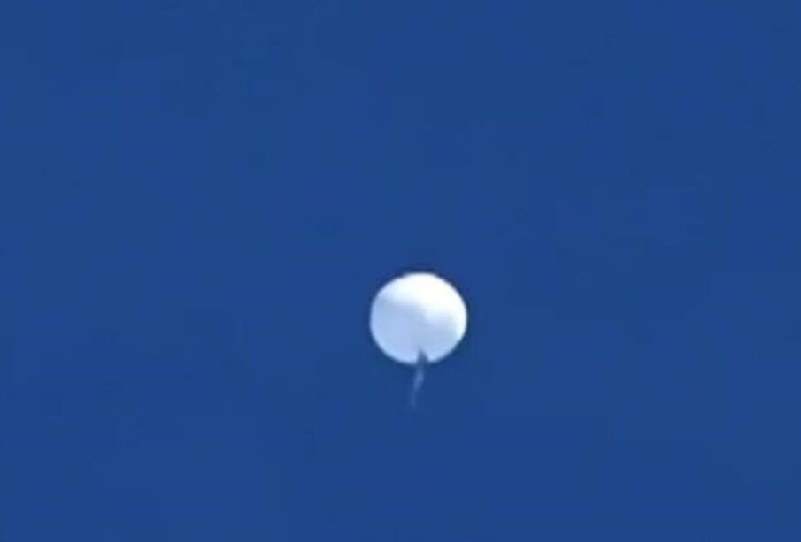 Globo vuela el espacio aéreo de México