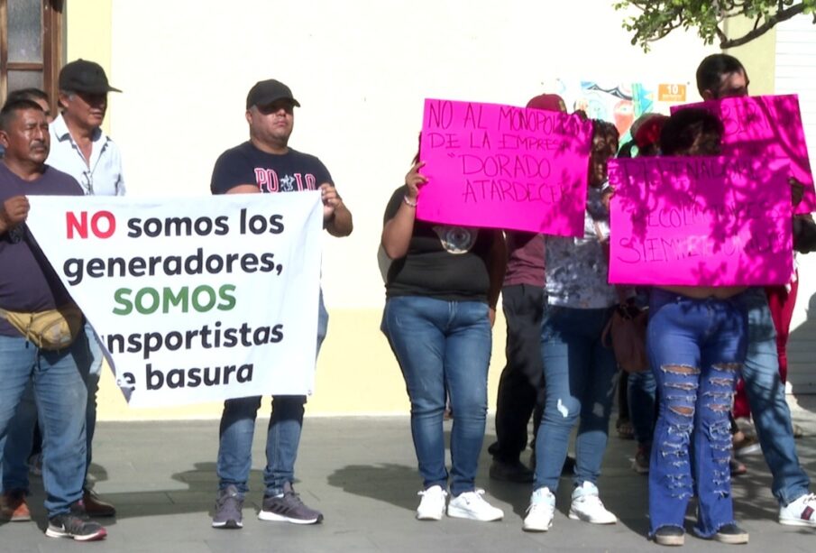 Manifestación de pepenadores y recolectores de CSL