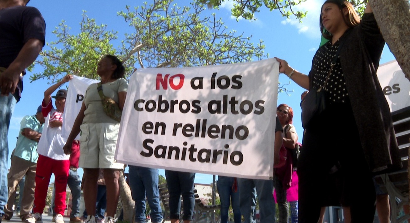 Pepenadores se manifiestan en Los Cabos