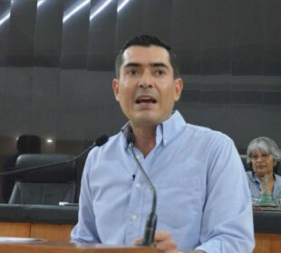 el diputado por la bancada del Partido Acción Nacional (PAN), Rigoberto Mares Aguilar