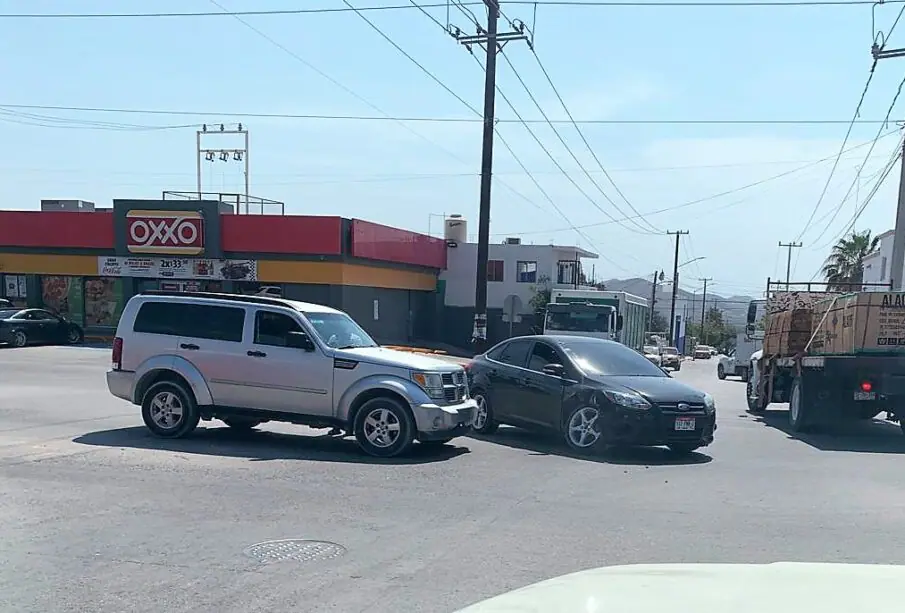 Choque en cruce vial