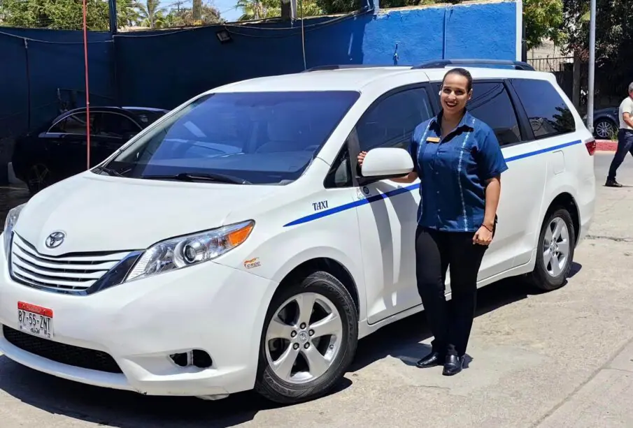 Mujer taxista de Suchpaca en CSL.