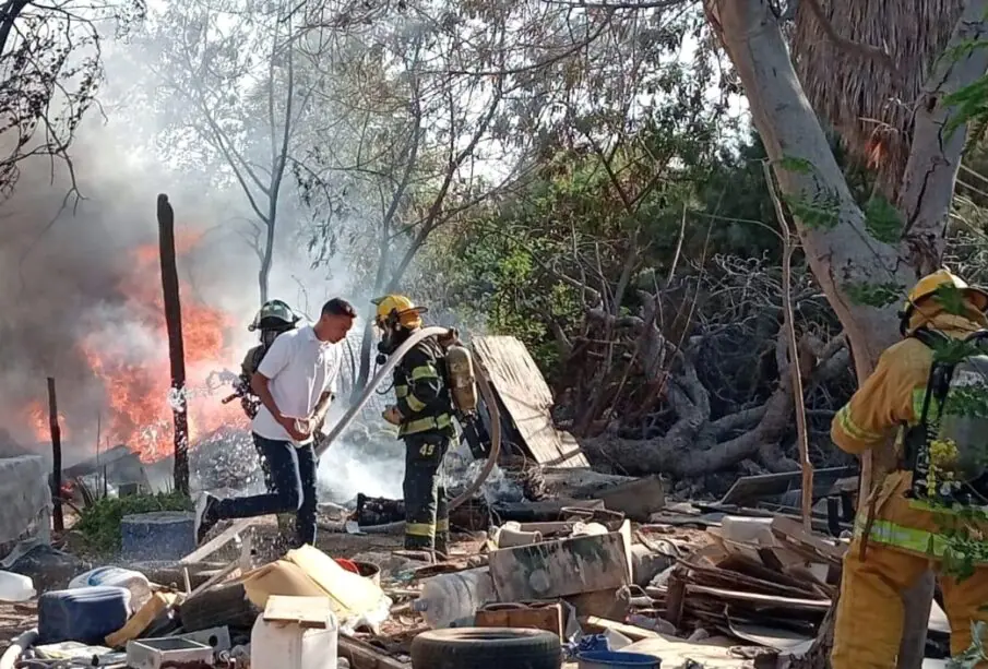 Incendio en vivienda de CSL moviliza a bomberos