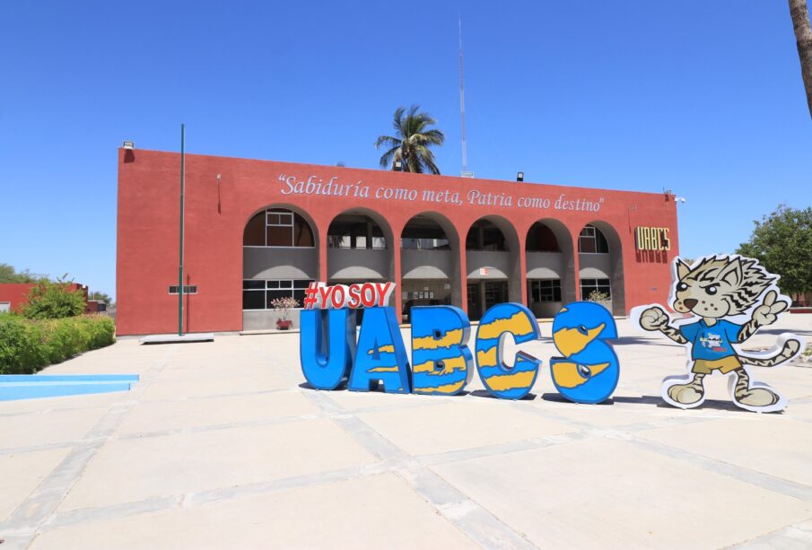 Instalaciones de la Universidad Autónoma de Baja California Sur.