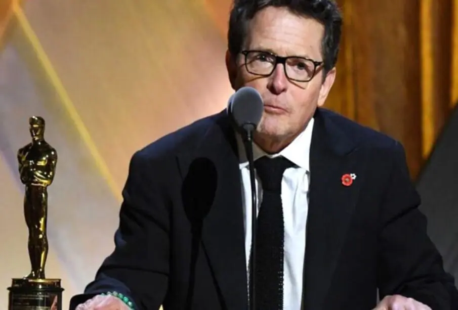 Actor Michael J. Fox de "Volver al Futuro"