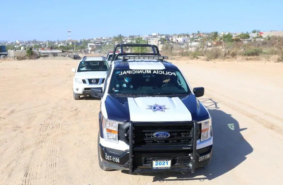 Policías Municipales en la zona de asentamientos irregulares