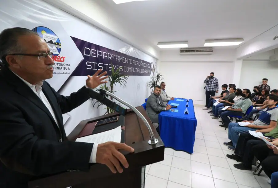 Programa de la UABCS de Ingeniería en Desarrollo de Software.