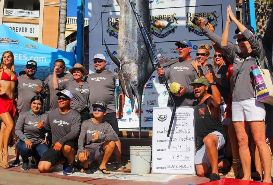 Turistas extranjeros en el Torneo de Pesca Bisbee's.