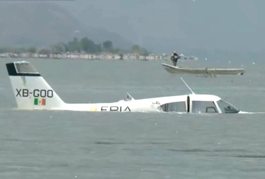 Acuatizaje en el Lago de Chapala, Jalisco