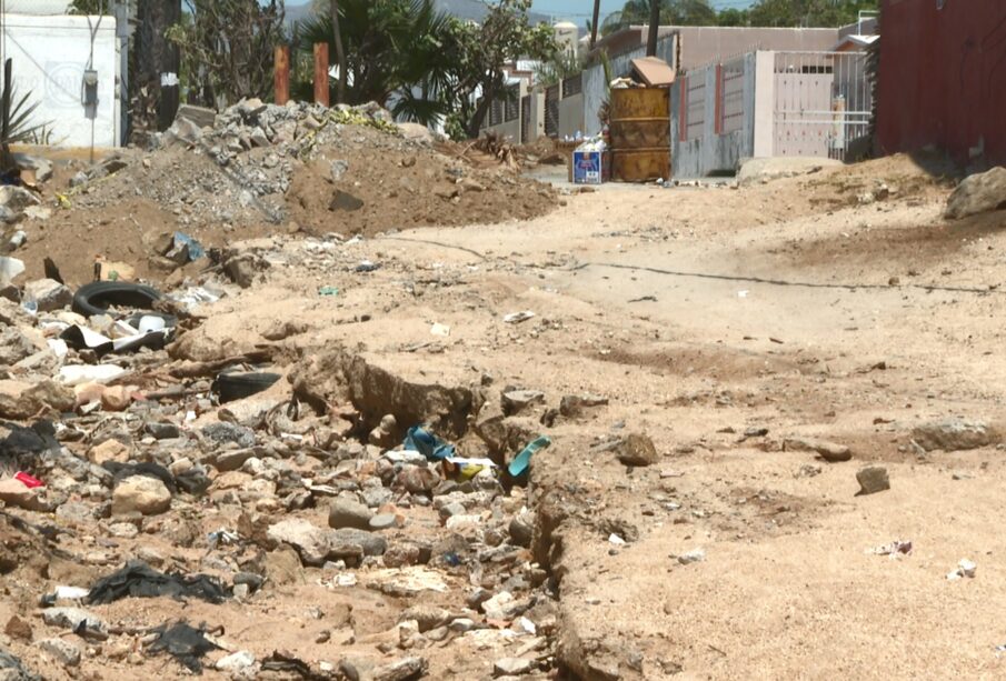 Calle inservible en Santa Rosa