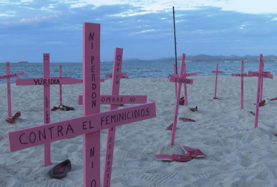 Cruces de muertas por feminicidios