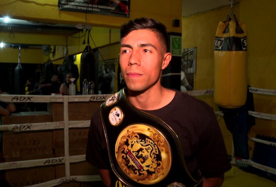 Orlando Arroyo, boxeador