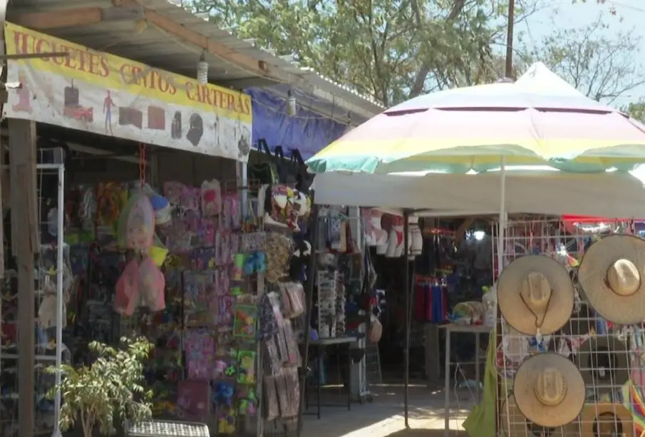 puestos en el tianguis de La Ballena