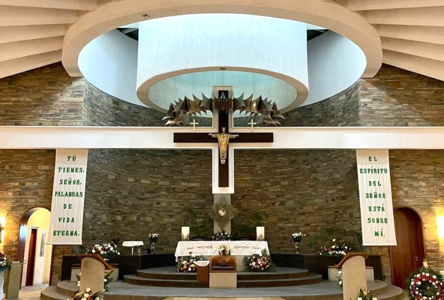 Parroquia Cristo Redentor en Cabo San Lucas