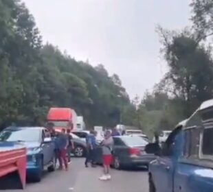 Autopista Puebla-Orizaba: Reportan presunto asalto masivo