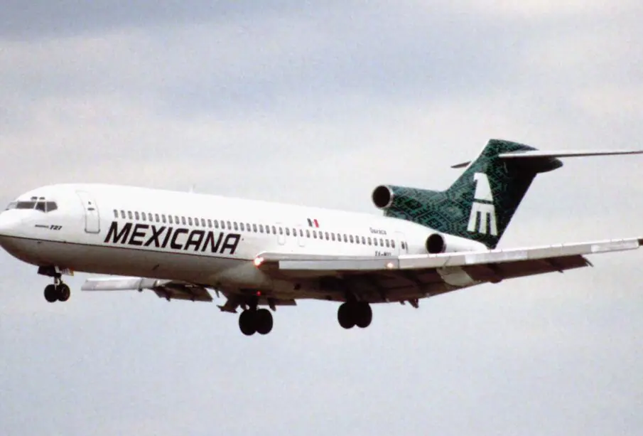 Avión de aerolínea Mexicana