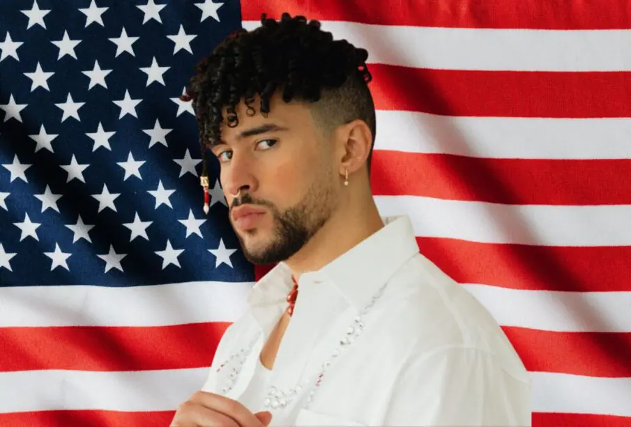 Bad Bunny y la bandera de Estados Unidos
